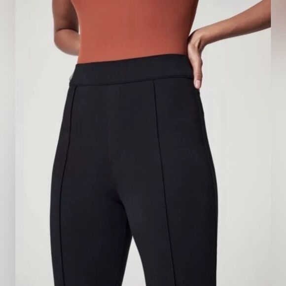 NWT SPANX 20252 The Perfect Hi Rise Flare Black Knit Ponte Pants Size L Petite - Picture 8 of 8